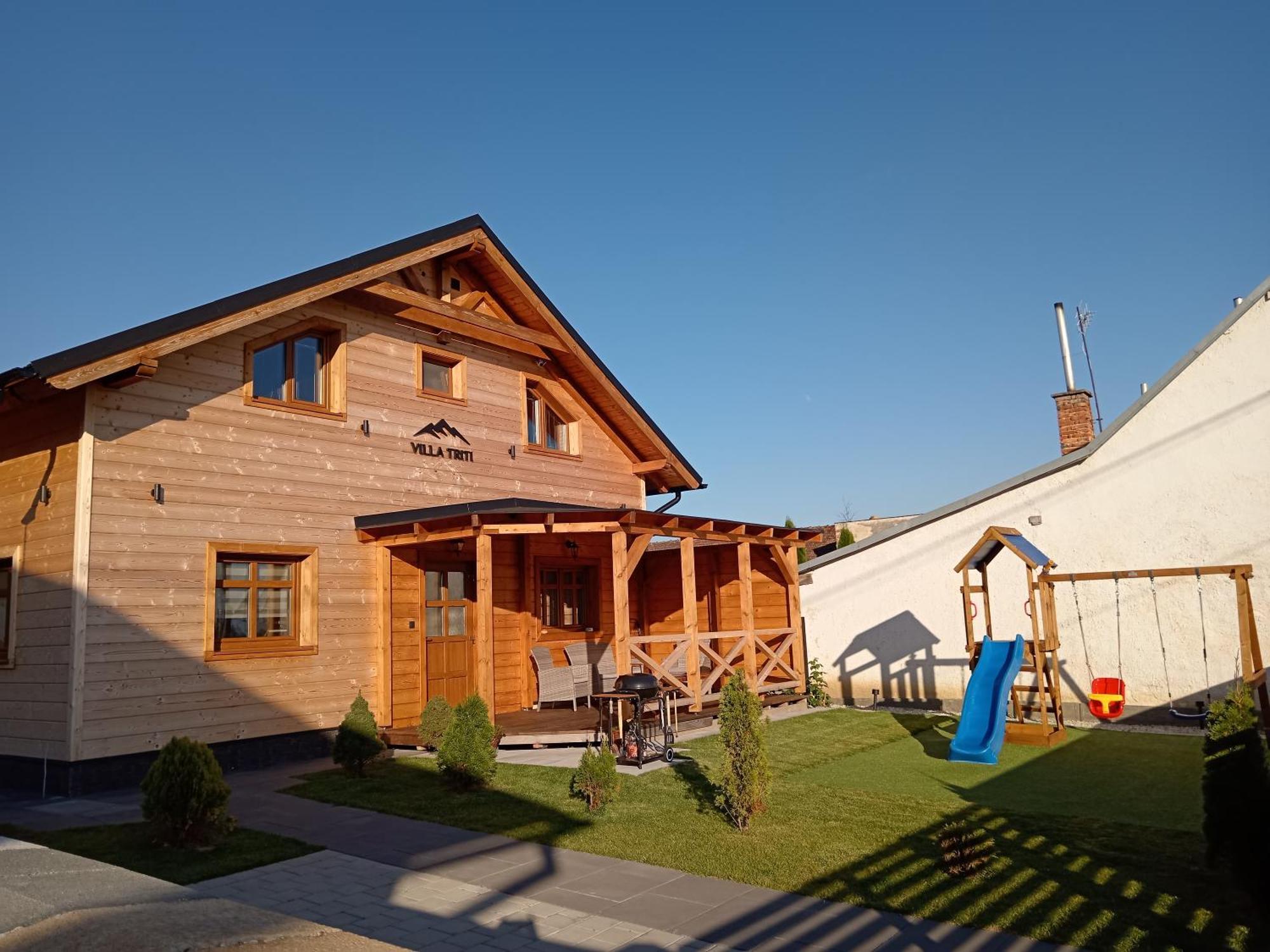 Villa Triti Stara Lesna Exterior photo